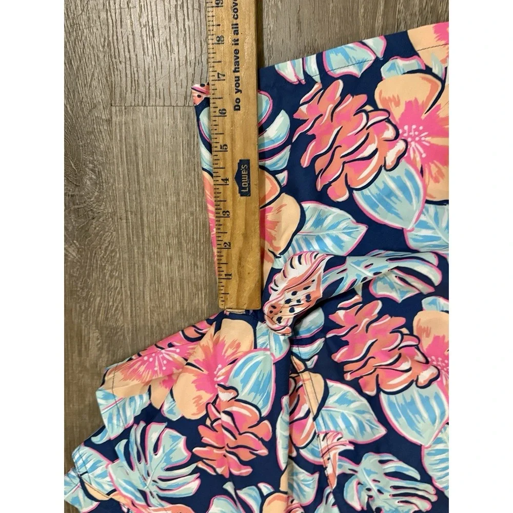 Vineyard Vines Swim Trunks Shorts Mens M Board Floral Blue Bathing Suit  Lined